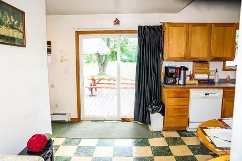 38671 Van Born Rd, Romulus, MI 48174 photo 10