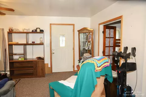 38671 Van Born Rd, Romulus, MI 48174 photo 3