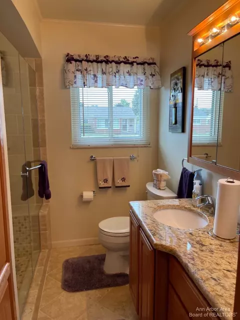 25224 Crowley St, Taylor, MI 48180 photo 9