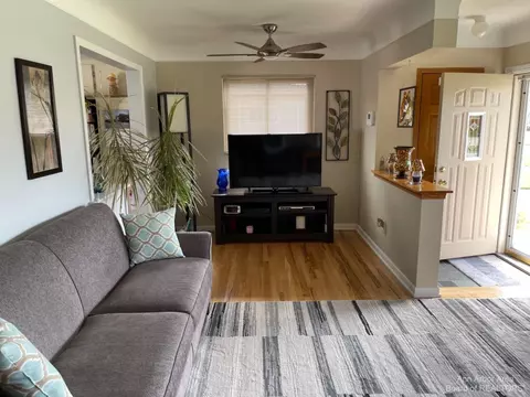 25224 Crowley St, Taylor, MI 48180 photo 2