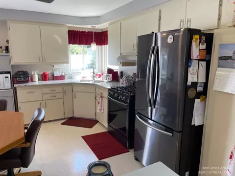 25224 Crowley St, Taylor, MI 48180 photo 14