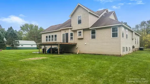 8334 Gregory Rd, Dexter, MI 48130 photo 5