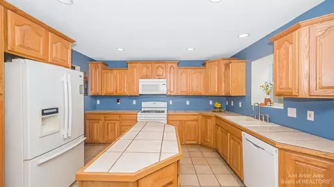 8334 Gregory Rd, Dexter, MI 48130 photo 15