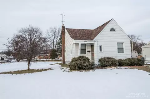 36916 Grant St, Romulus, MI 48174 photo 1