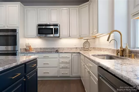 780 Eagle Ave, Ann Arbor, MI 48103 photo 31