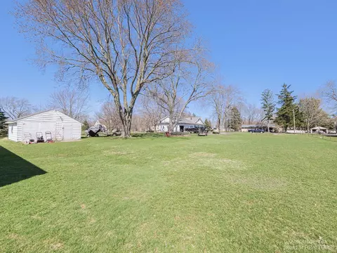 148 S Harvey Rd, Jackson, MI 49201 photo 5