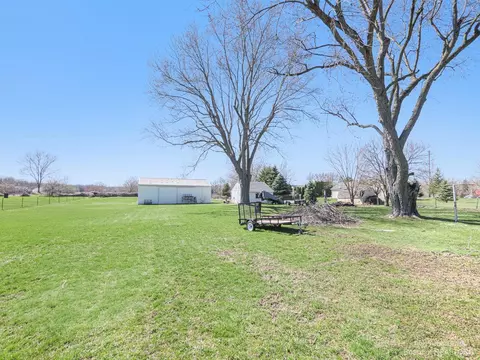 148 S Harvey Rd, Jackson, MI 49201 photo 4