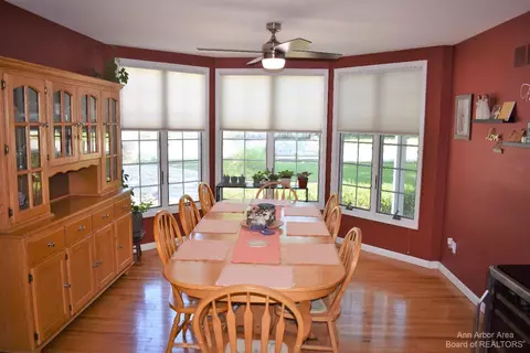 900 Burt, Tecumseh, MI 49286 photo 8
