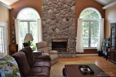 900 Burt, Tecumseh, MI 49286 photo 12