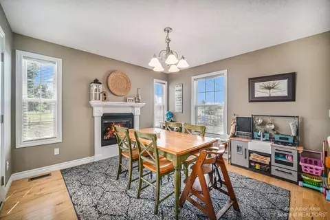 626 E Marr Rd, Howell, MI 48855 photo 14