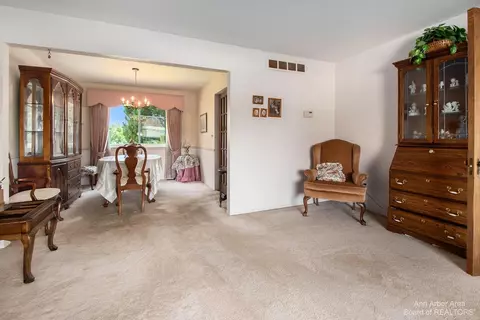 7574 Wheaton Dr, Canton, MI 48187 photo 6