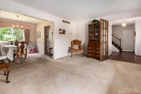 7574 Wheaton Dr, Canton, MI 48187 photo 4
