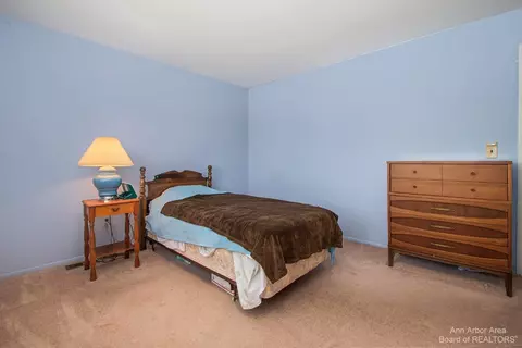 7574 Wheaton Dr, Canton, MI 48187 photo 22