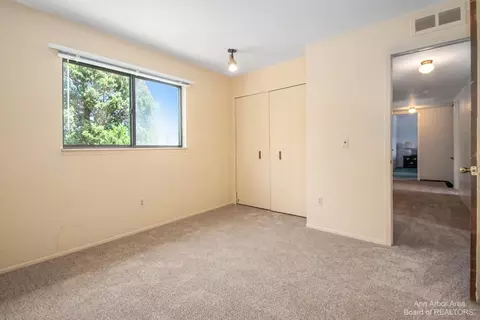 7574 Wheaton Dr, Canton, MI 48187 photo 24
