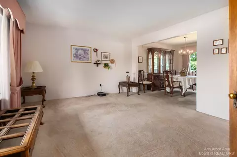 7574 Wheaton Dr, Canton, MI 48187 photo 5