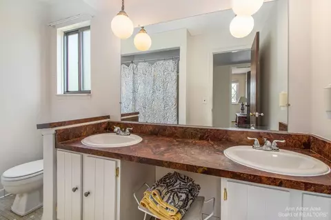 7574 Wheaton Dr, Canton, MI 48187 photo 25