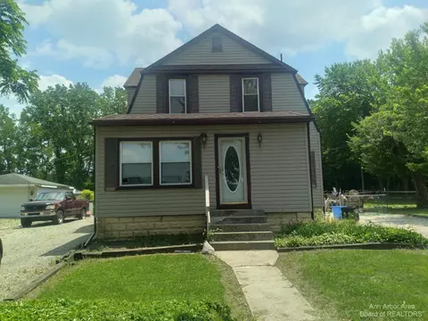 415 Norwood Dr, Monroe, MI 48161 photo 3