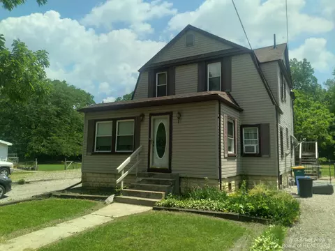 415 Norwood Dr, Monroe, MI 48161 photo 1