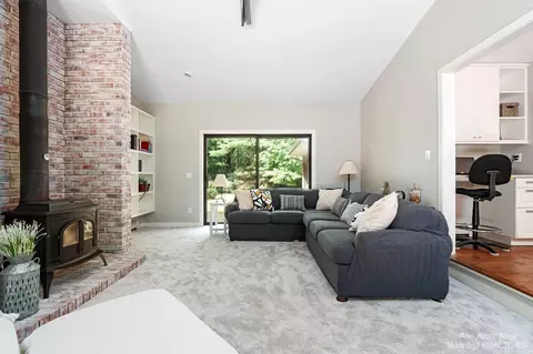 8424 Warner Rd, Saline, MI 48176 photo 19