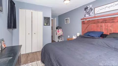 232 Riverside Ave, Adrian, MI 49221 photo 21