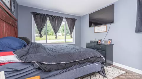 232 Riverside Ave, Adrian, MI 49221 photo 24