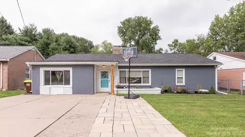 232 Riverside Ave, Adrian, MI 49221 photo 1