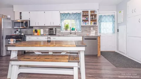 232 Riverside Ave, Adrian, MI 49221 photo 13