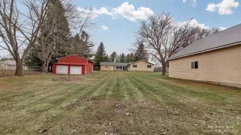 8102 E Carpenter Rd, Davison, MI 48423 photo 20