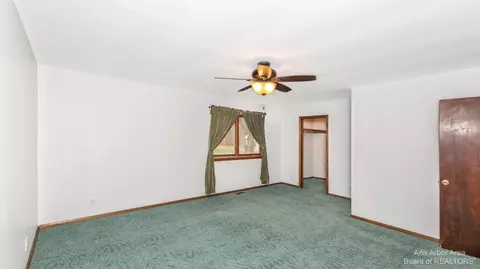 8102 E Carpenter Rd, Davison, MI 48423 photo 48