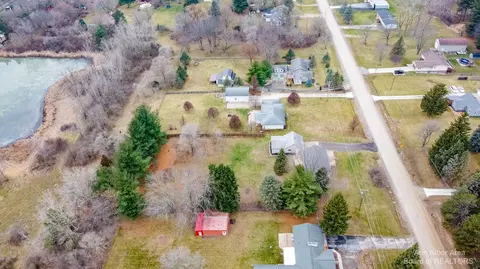 8102 E Carpenter Rd, Davison, MI 48423 photo 8
