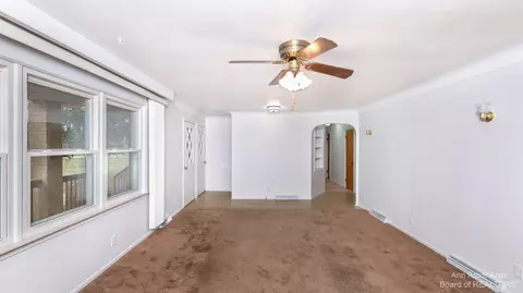 8102 E Carpenter Rd, Davison, MI 48423 photo 34