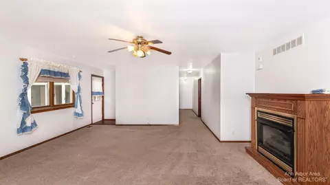 8102 E Carpenter Rd, Davison, MI 48423 photo 53