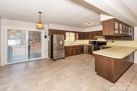 10463 Yensch Rd, Maybee, MI 48159 photo 23