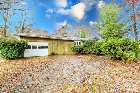 10463 Yensch Rd, Maybee, MI 48159 photo 4