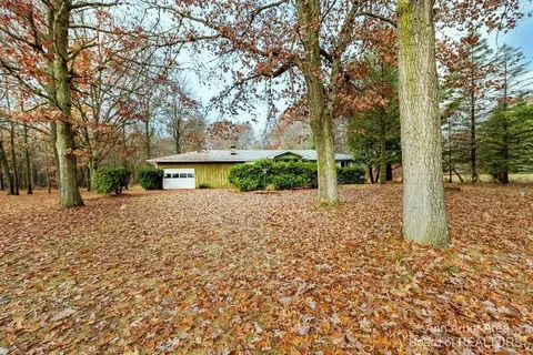 10463 Yensch Rd, Maybee, MI 48159 photo 5