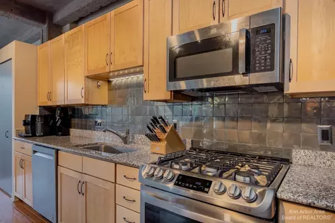 315 Second St #417, Ann Arbor, MI 48103 photo 12