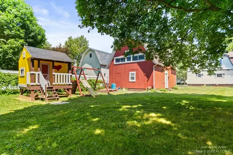 131 College Ave, Britton, MI 49229 photo 27