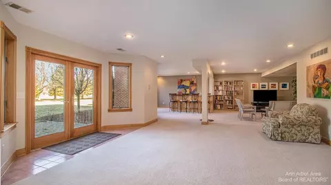 1919 Brookview Dr, Saline, MI 48176 photo 62
