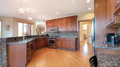1919 Brookview Dr, Saline, MI 48176 photo 28