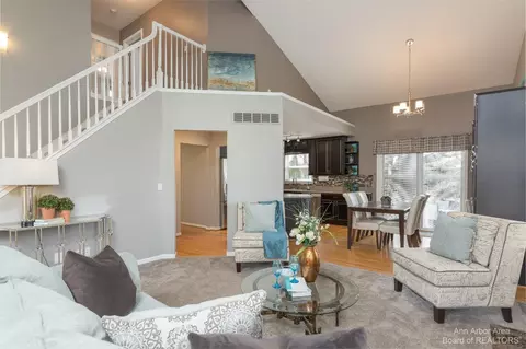 411 Cambridge Dr, Dexter, MI 48130 photo 3
