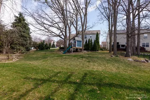 411 Cambridge Dr, Dexter, MI 48130 photo 39