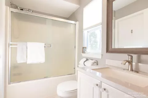 411 Cambridge Dr, Dexter, MI 48130 photo 19