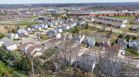411 Cambridge Dr, Dexter, MI 48130 photo 33
