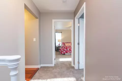 411 Cambridge Dr, Dexter, MI 48130 photo 14