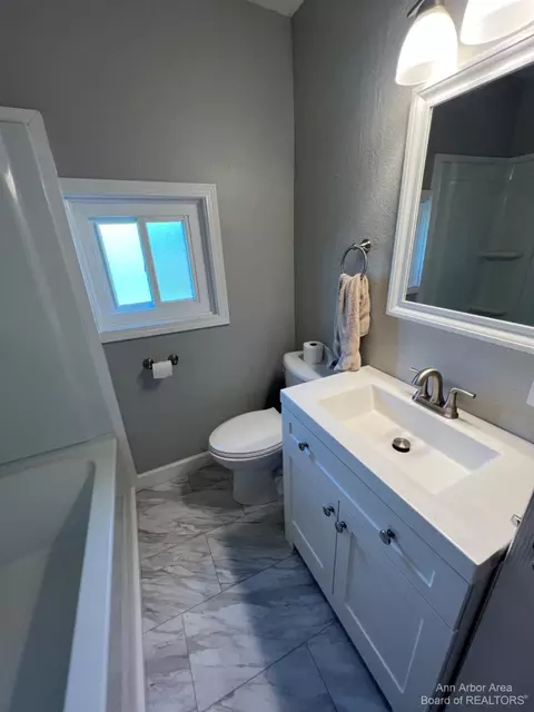 9549 Plank Rd, Maybee, MI 48159 photo 13