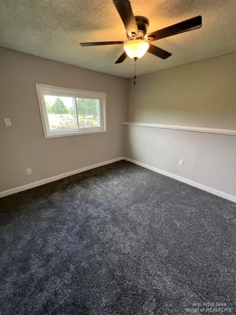 9549 Plank Rd, Maybee, MI 48159 photo 17