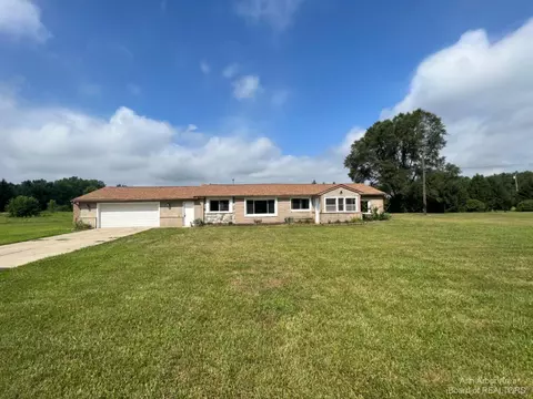 9549 Plank Rd, Maybee, MI 48159 photo 1