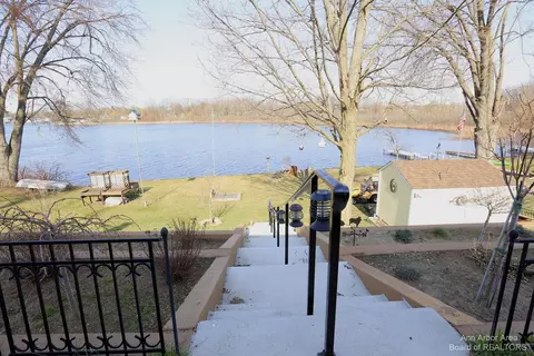 1008 Ottney Dr, Jackson, MI 49201 photo 5