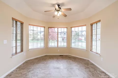 5757 Cedar Ridge Dr, Ann Arbor, MI 48103 photo 16
