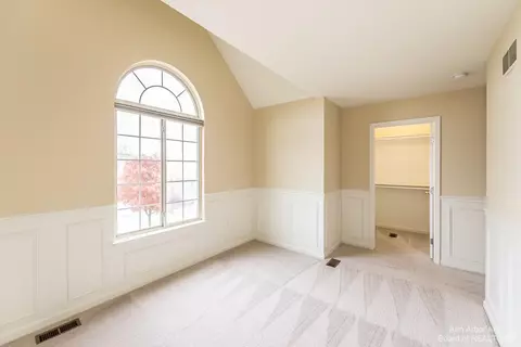 5757 Cedar Ridge Dr, Ann Arbor, MI 48103 photo 34